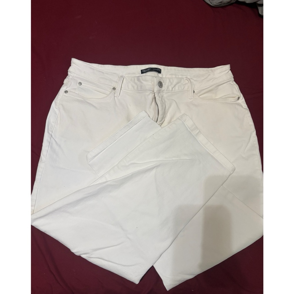 Vera Wang White Jeans